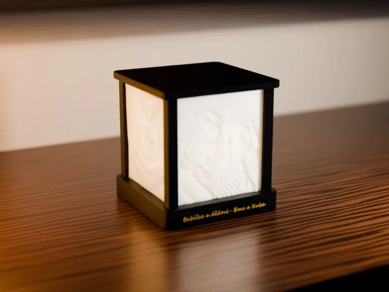 Glowing Cube with 4 Grandchildren Photos
