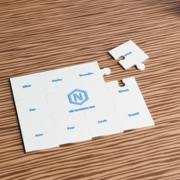 Týmové puzzle – každý dílek jedno jméno
