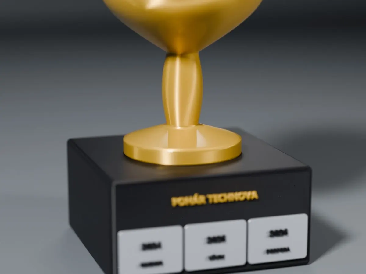 Putovní pohár s vyměnitelnými štítky - Obrázek 2