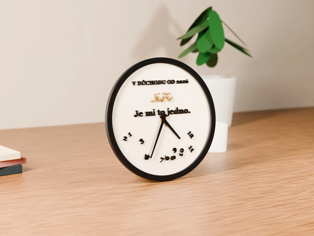 Hodiny důchodce „Je mi to jedno“ se jménem